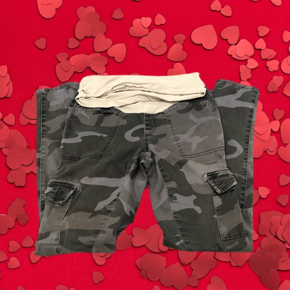 Pair of camouflage pants size XS Luxe Essential